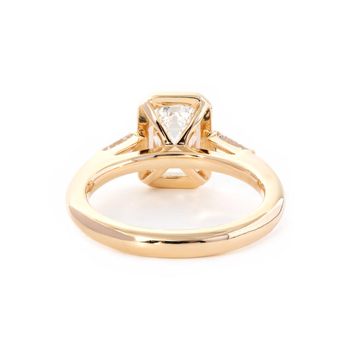 14K Yellow Gold Emerald Cut Lab Diamond Elongated Trapeze Cut Three-stone Bezel Engagement Ring